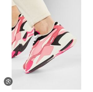 NWT Puma Puzzle Rapture Rose Running Shoes Women's Pink and Black  Size 8